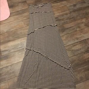 PRICE DROP || Strapless maxi dress